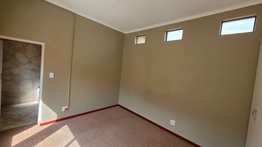 3 Bedroom Property for Sale in Melodie North West